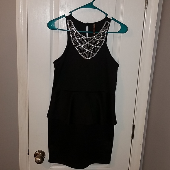 Black dress - Picture 1 of 1